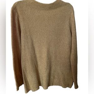 Woman’s Sweater